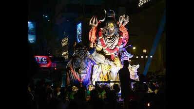 Devotees Throng Temples For Mahashivaratri Celebrations