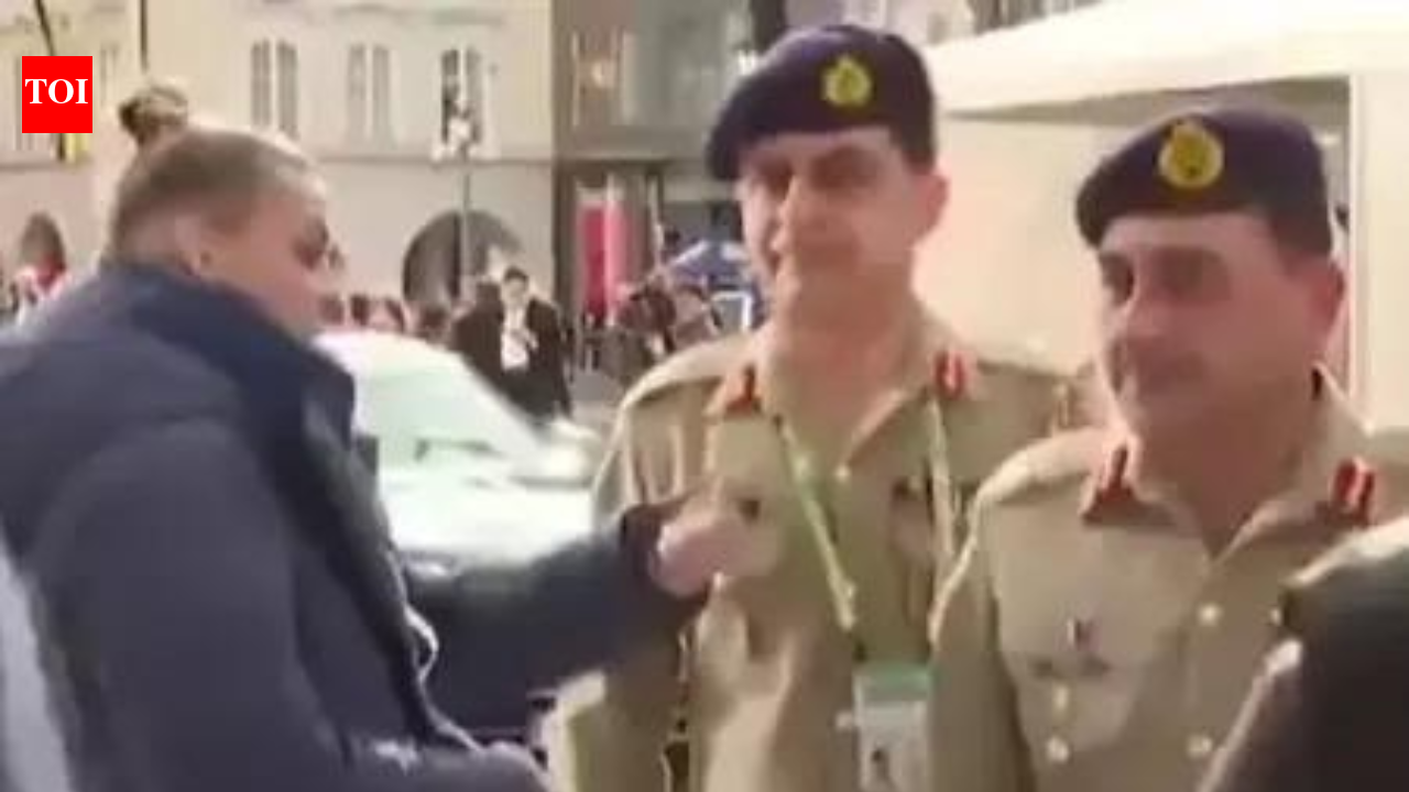 ‘Where is your ID?’: Guard nearly stops Pakistan army chief Asim Munir in Munich — Watch