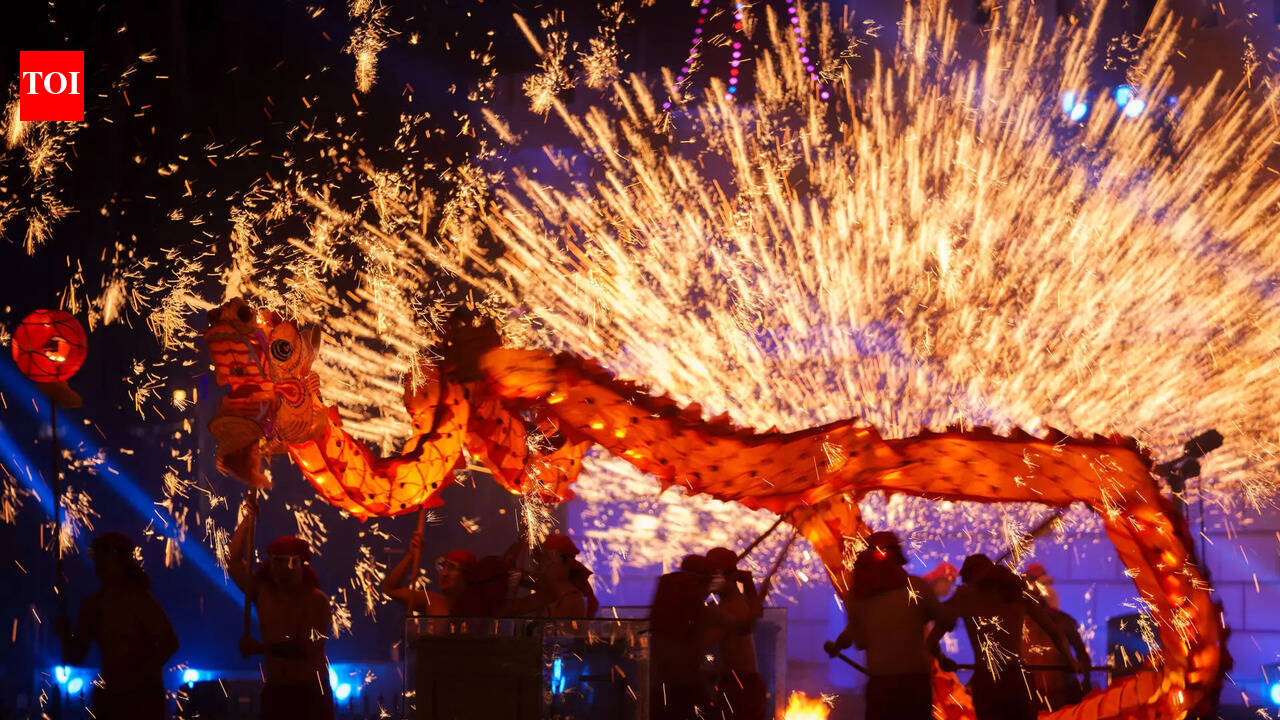 Fireworks store explosion in China kills 8 ahead of Lunar New Year