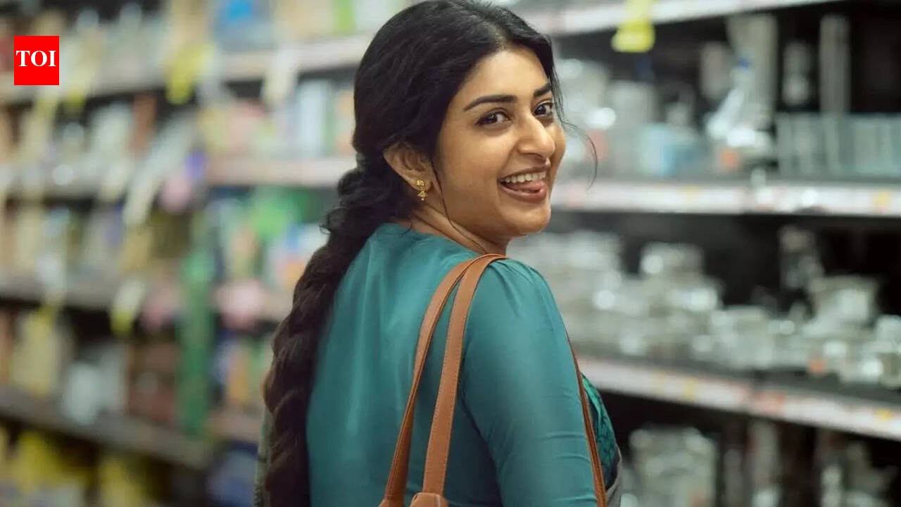 Meera Jasmine to play Naicy in Mohanlal-Tharun Moorthy’s ‘L 366’, character poster out