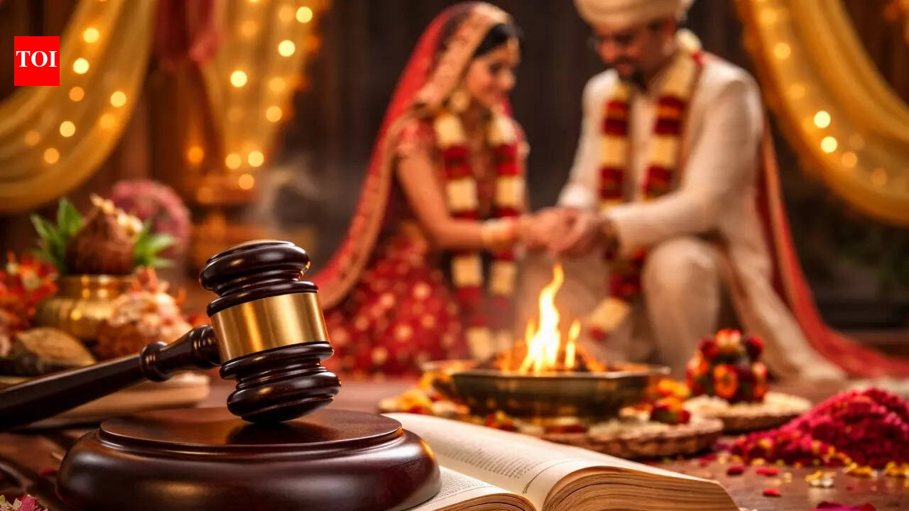 Absence of saptapadi alone cannot invalidate marriage: What Delhi HC said on a Hindu marriage