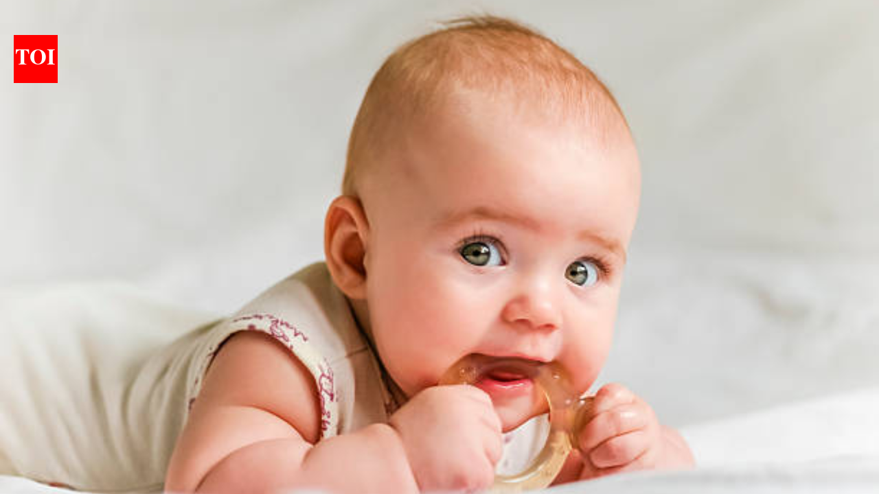How to soothe your baby's teething woes naturally