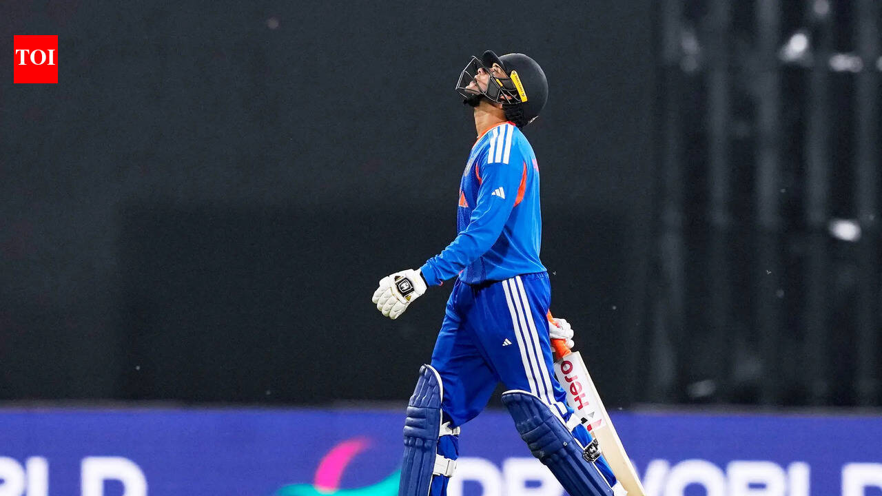 'A little bit of time': Shastri to Abhishek amid poor run of form in T20 WC