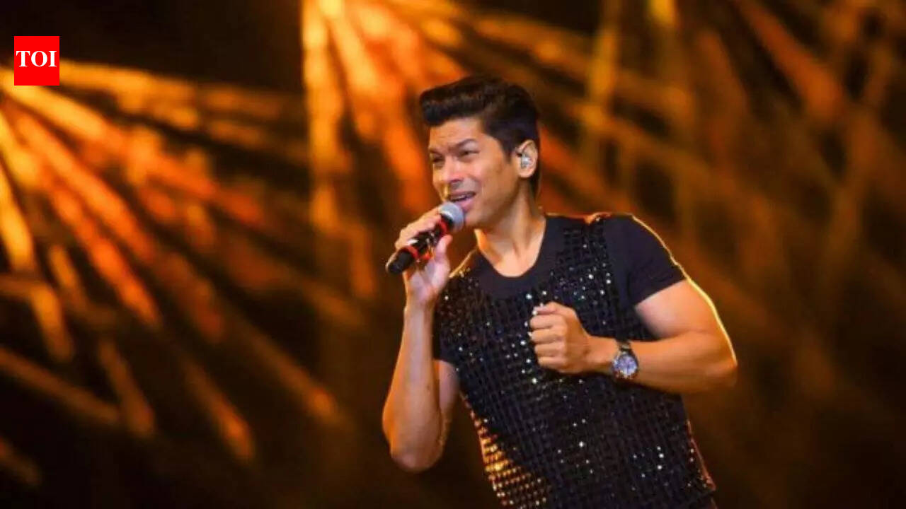 Shaan breaks silence on social media trolling: 'Samjhane se behtar khud samajh jao'