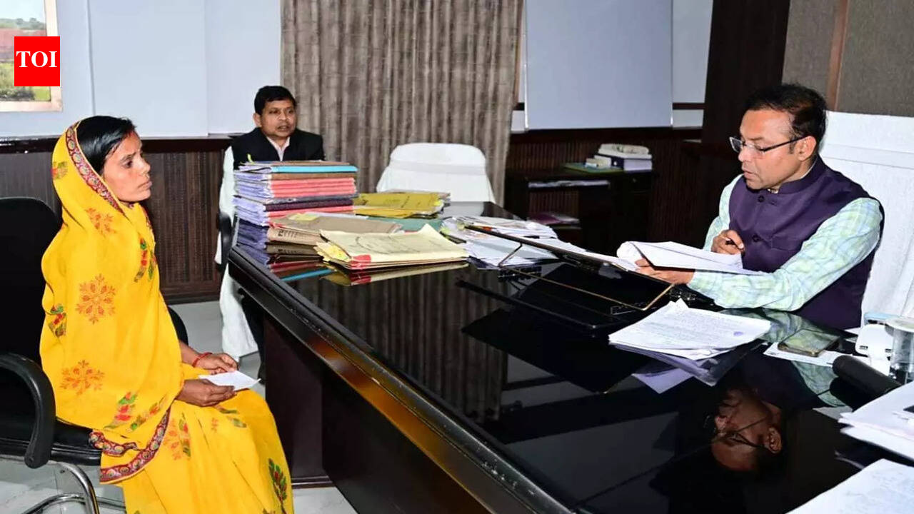 Over 70 grievances disposed of in Bhagalpur DM’s open sessions