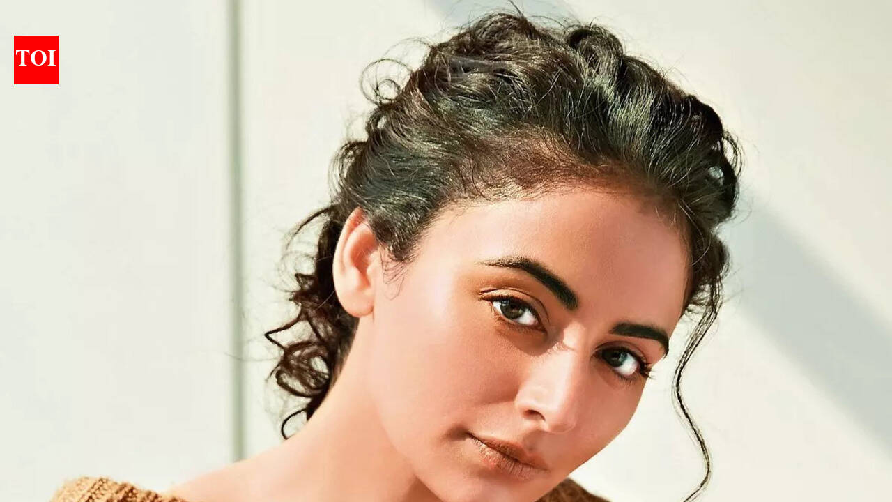 OTT has opened many doors, but films have their own magic: Zoya Afroz