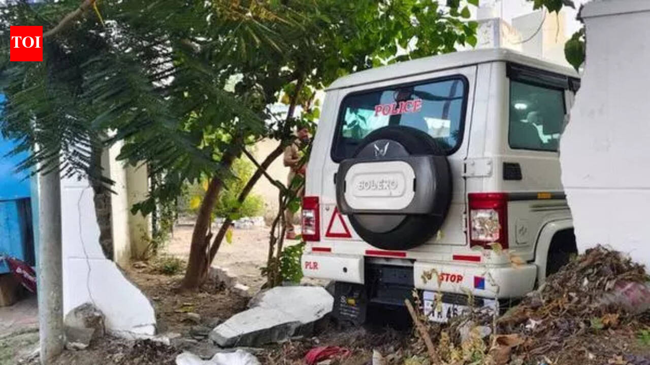 ADSP injured in road accident | Trichy News - The Times of India