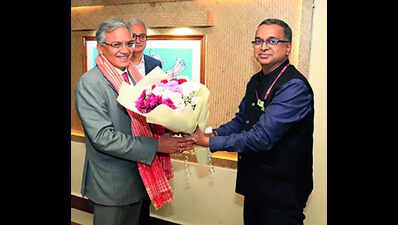 Countdown to elections begins as full bench of ECI lands in Guwahati