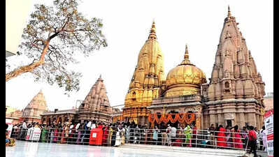 Over 9L devotees offer prayers at KVT