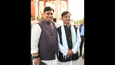 Dotasra attacks Raj govt over budget mismanagement, unspent funds