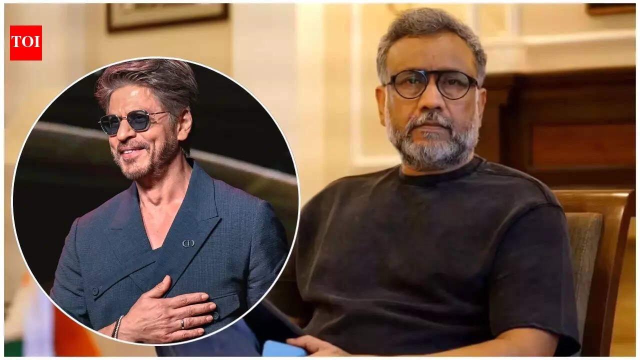 Anubhav Sinha HAILS Shah Rukh Khan; says he 'is single-handedly responsible for chivalry' in Bollywood