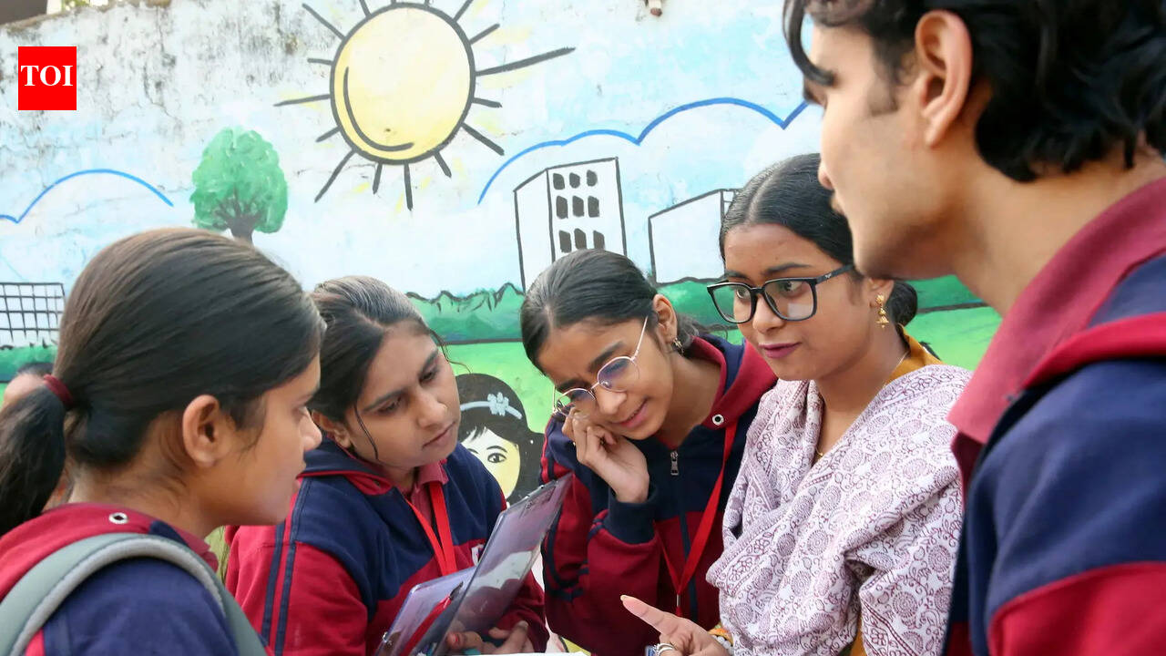 एचबीएसई हरियाणा बोर्ड परीक्षा 2026: कक्षा 10, 12 के प्रवेश पत्र आज जारी; हॉल टिकट डाउनलोड करने के चरण यहां दिए गए हैं