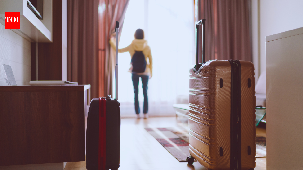 Corner rooms in hotels are often bigger than others, and usually cost the same: Travel blogger shares hotel secrets you should know