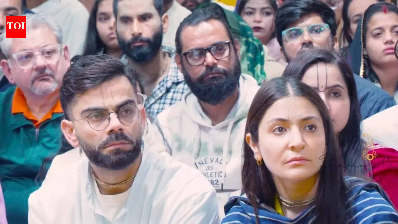 Anushka Sharma, Virat Kohli visit Premanandji Maharaj after son Akaay's birthday, netizens call it the most beautiful PIC on the internet today