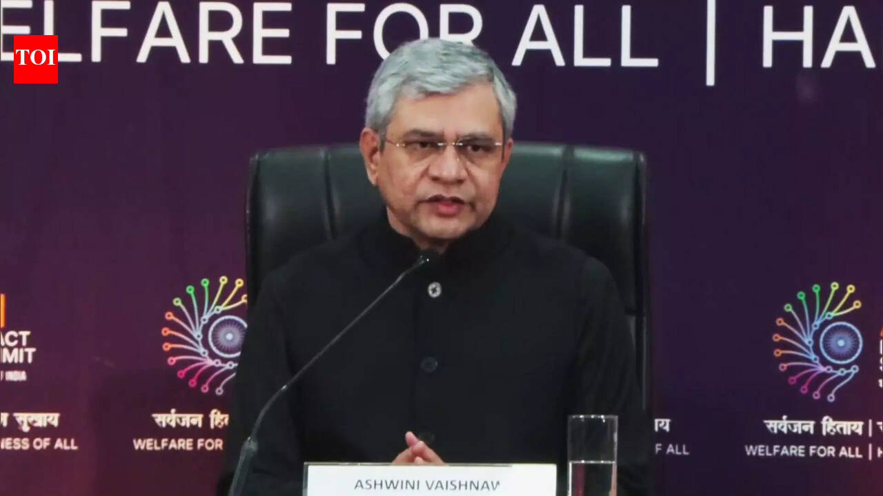 After Day 1 Glitches at AI Summit, Ashwini Vaishnaw Says Sorry, Assures Better Arrangements