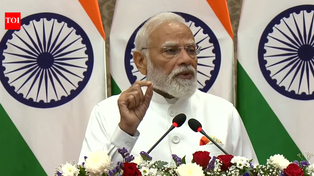 पीएम मोदी का कहना है कि भारत-फ्रांस माउंट एवरेस्ट की ऊंचाइयों पर उड़ान भरने वाले पहले हेलीकॉप्टर का निर्माण करेंगे भारत समाचार