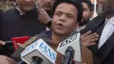 Rajpal Yadav makes FIRST appearance after release from Tihar jail in cheque bounce case: 'Entire country, my Bollywood has loved me' - VIDEO