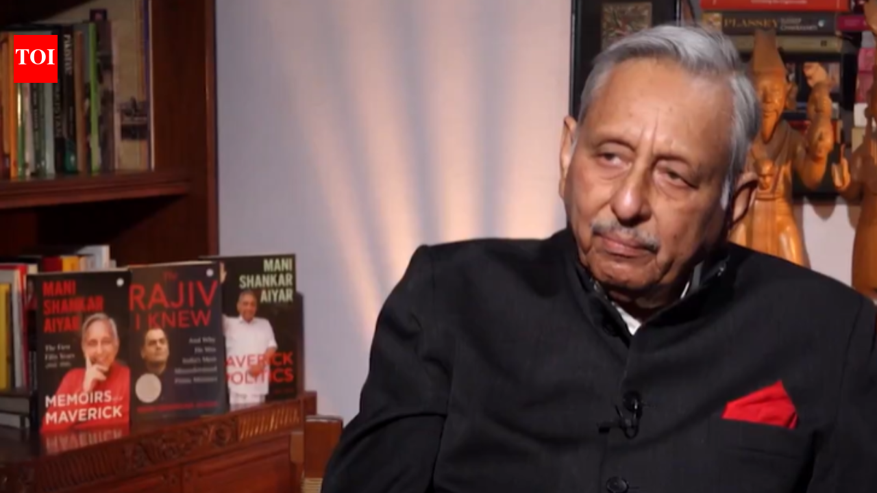 'Congress wins with dissent, loses when it crushes it': Aiyar's latest warning