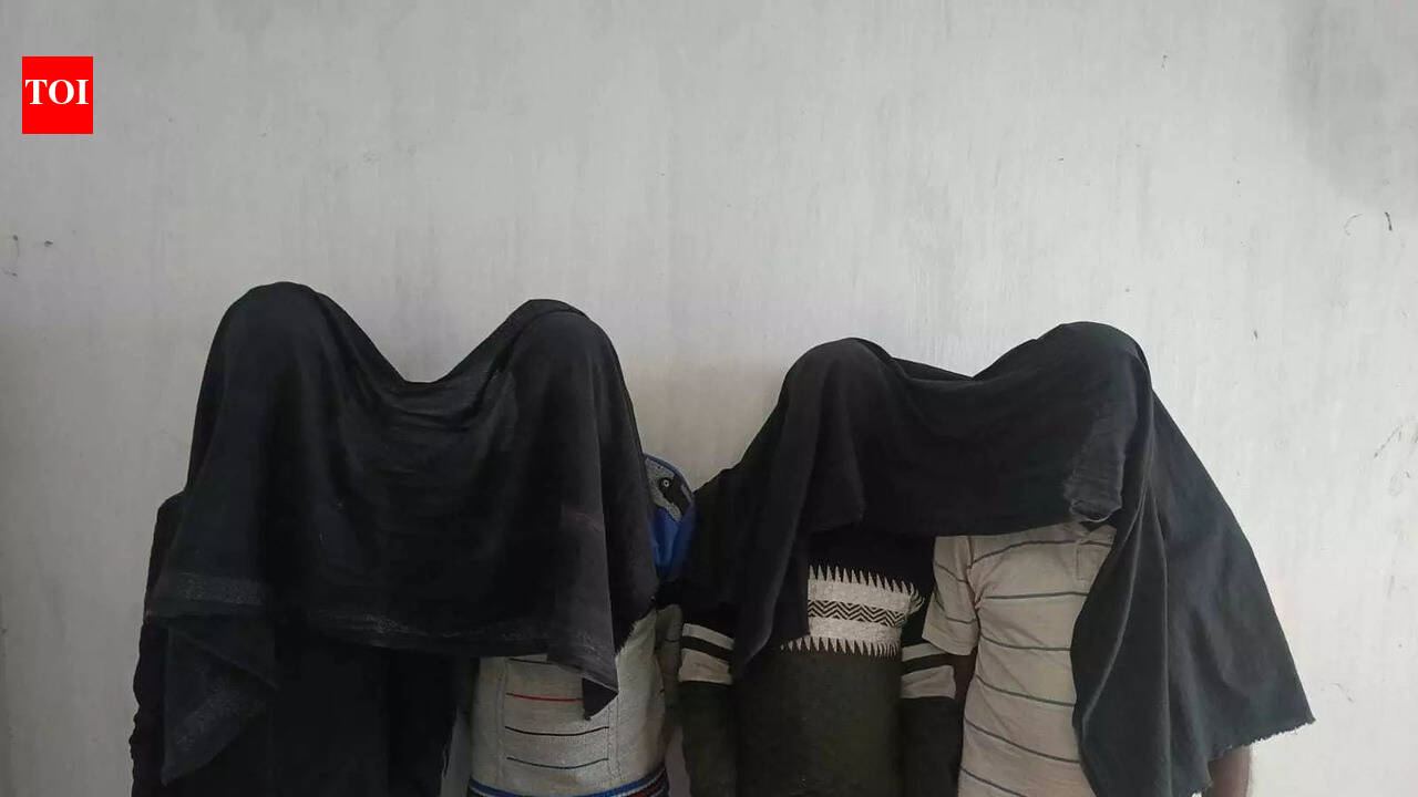 Mob justice in Chatra: Four arrested for lynching suspected child-lifter; Victim cousin claims mob was incited by rumors