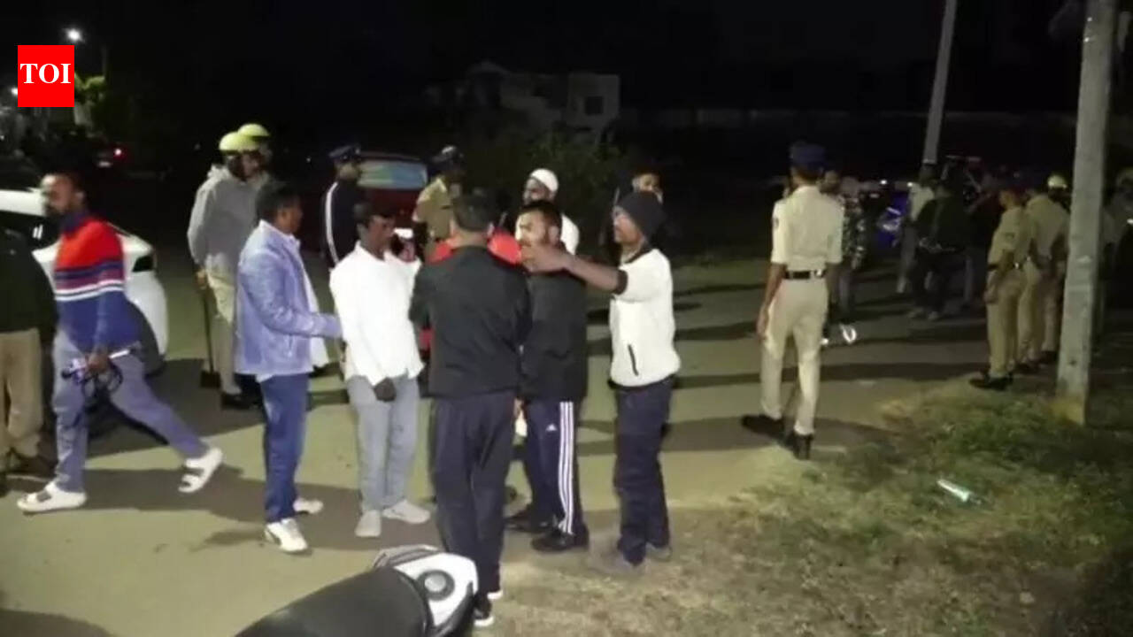 Activists handover minors for stone pelting, face counter-case of assault