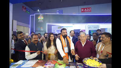 State signs Rs468 crore tech MoUs at AI summit; Research park, AI centre planned