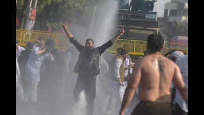 Cong stir over ‘job scams’ ends in mass detentions