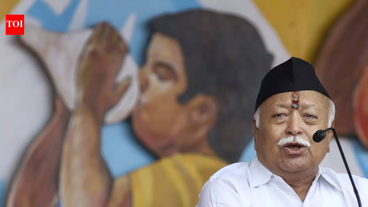 Intensify 'ghar wapsi' efforts, says RSS chief