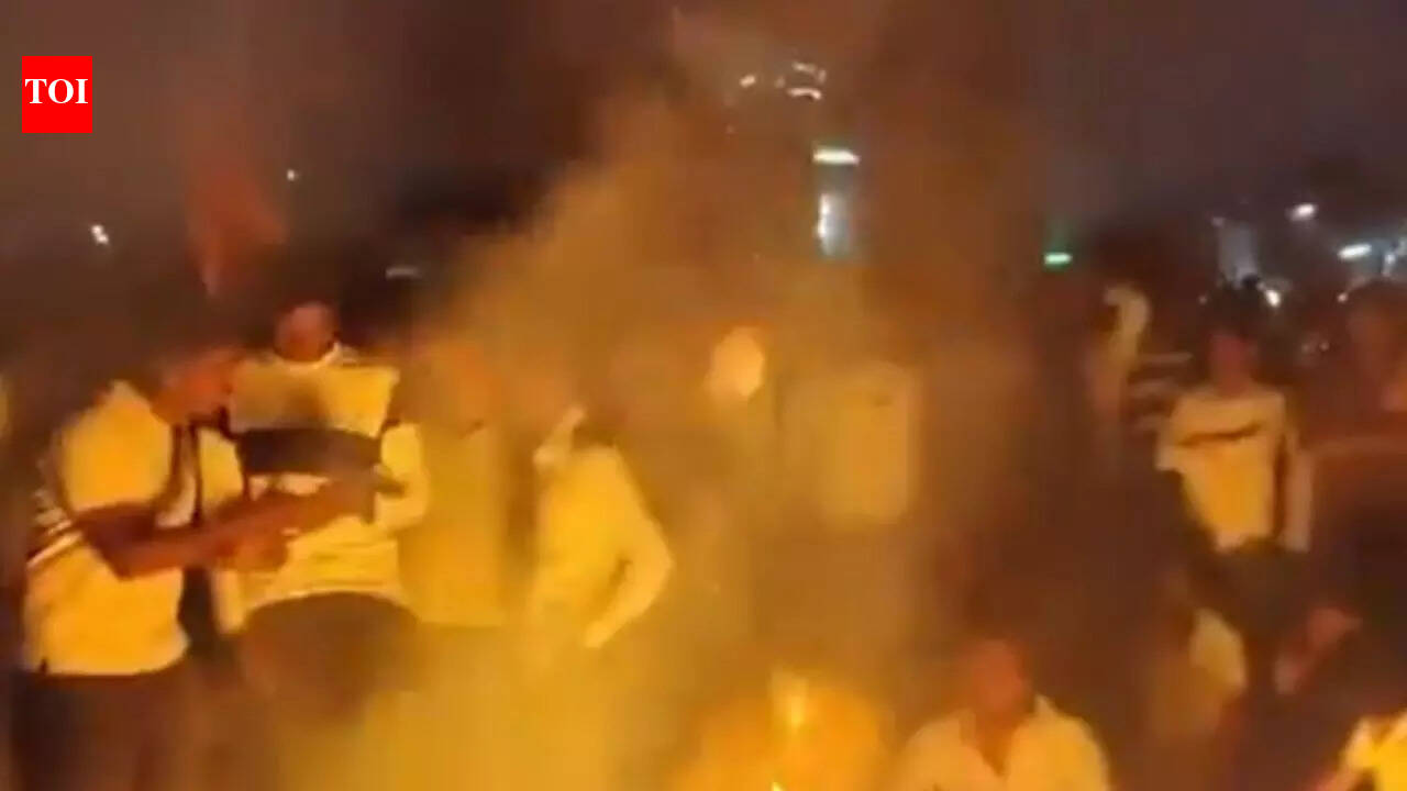 'Threw red chutney into eyes': 21-year-old woman abducted in front of family in Pune; massive protests erupt