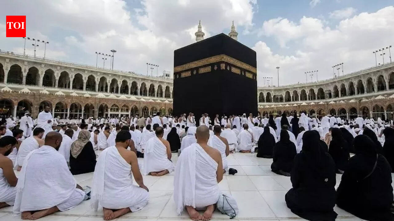 Ramadan Begins In UAE: First fast observed as work hours shift; Iftar at 6:18 PM in Dubai