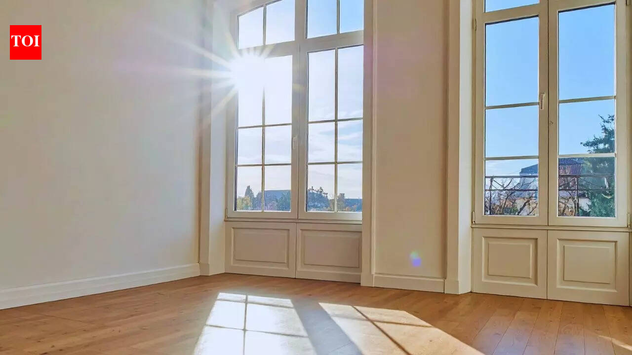 “Ma’am is room me sunlight bhi aati hai to iska rent ₹80,000 hai”: Viral Bengaluru rent quote sparks outrage and highlights broader housing price trends