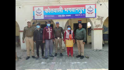 Woman, hubby, kin held for killing mahant of Haridwar ashram