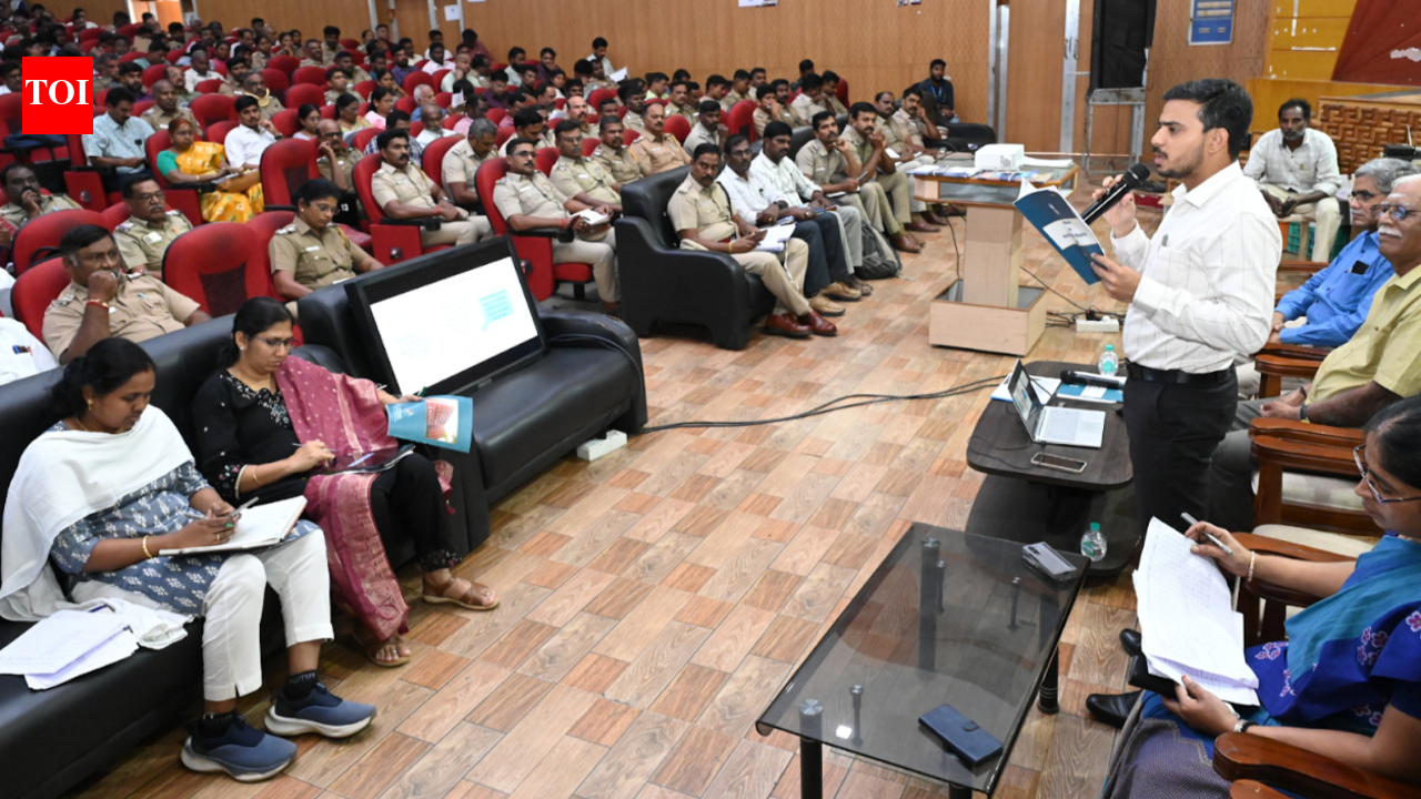 Inter-state meet discusses measures to prevent duplicate voter registration in border districts of Tamil Nadu, Kerala