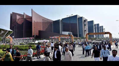 35 top traders begin operations at Surat Diamond Bourse