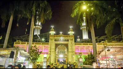 Ramzan begins, Dawoodi Bohra community observes fast
