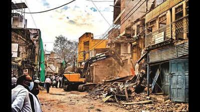 Over 200 properties razed for Old Bhandara Road widening