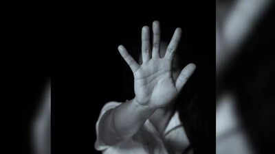 Gurgaon woman harassed during dental checkup, FIR against dentist