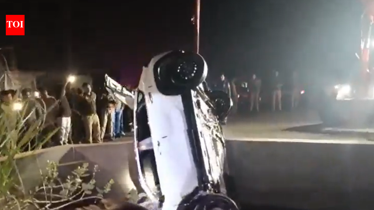 3 brothers among 4 dead after car falls into canal in Mathura