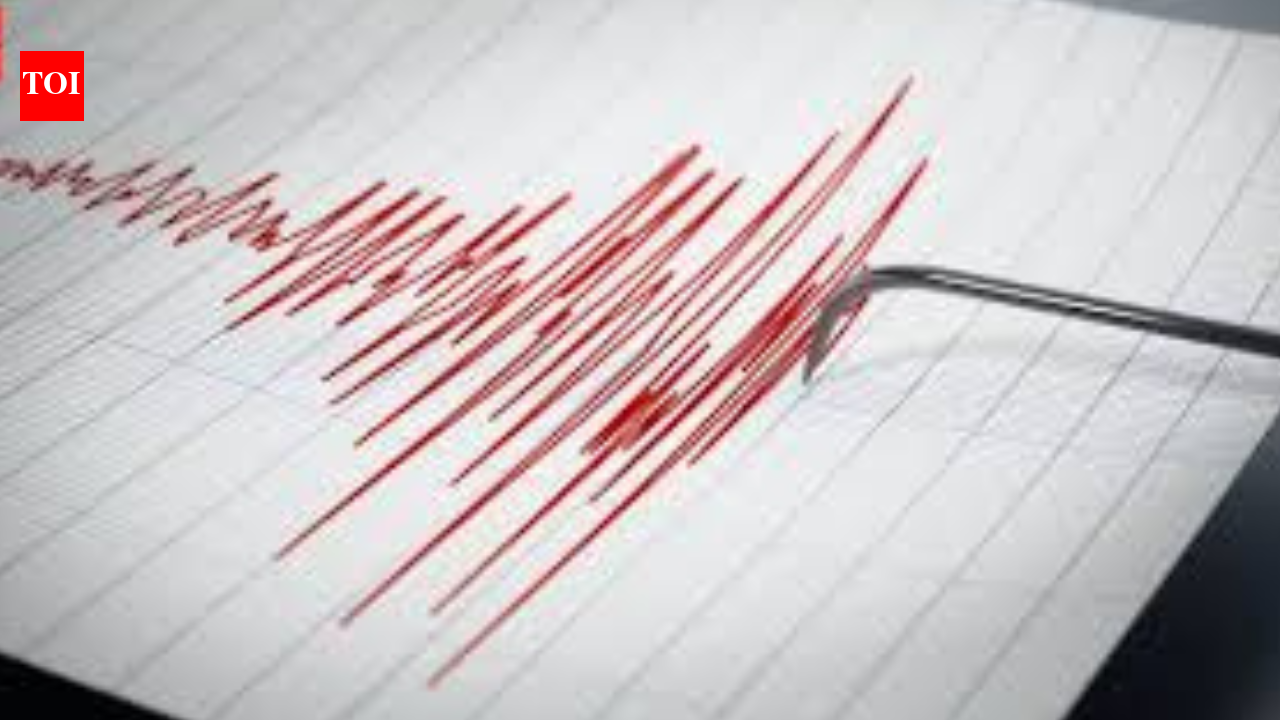 Southern Iran hit by earthquake of magnitude 5.5