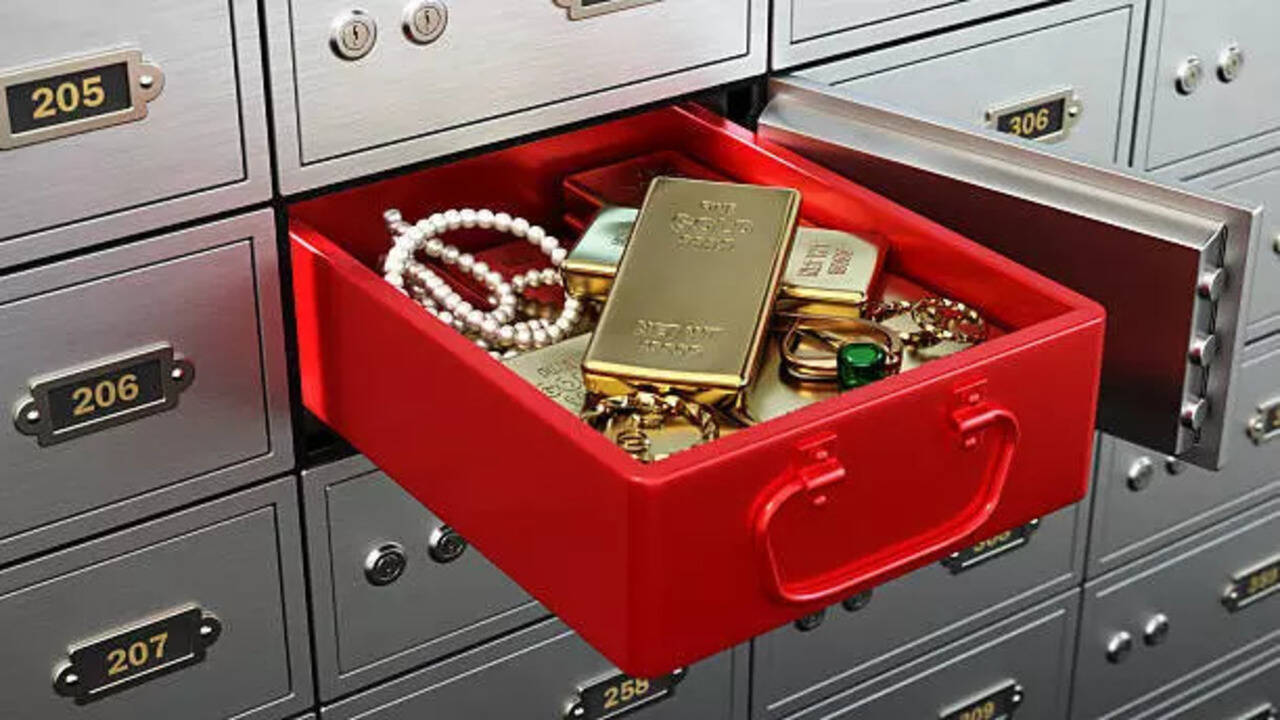 Gold Missing From Bank Locker: Who Pays and What RBI Rules Say