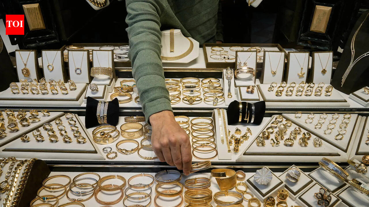 Gold price today: Check rates of 18K, 22K and 24K gold in your city; Mumbai, Delhi & more