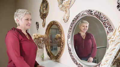 Feng Shui suggested directions to place the mirror in the house