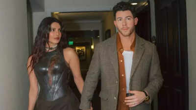 'Nick Jonas is a green forest': Fans gush over singer's mangalsutra bracelet tribute to Priyanka Chopra at 'The Bluff' premiere