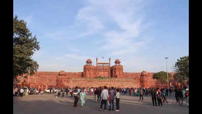 Now, Red Fort to remain open on Mondays too