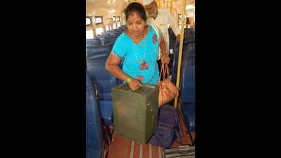 Congress split over plan to replace EVMs with ballot paper