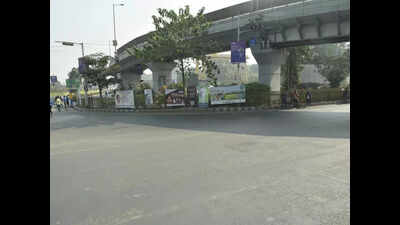 Build road through green verge to ease congestion near airport, suggest police