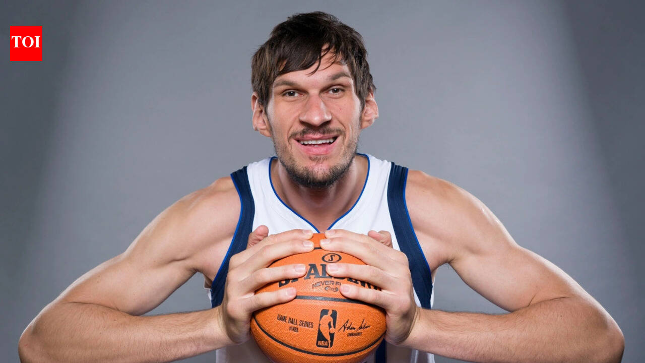 Serbian basketball player Boban Marjanovic steals spotlight with hilarious cameo during Arizona vs BYU game