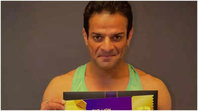 The 50: Karan Patel breaks down in tears as he gets eliminated; says, "Just the thought of seeing my daughter;" four others get voted out