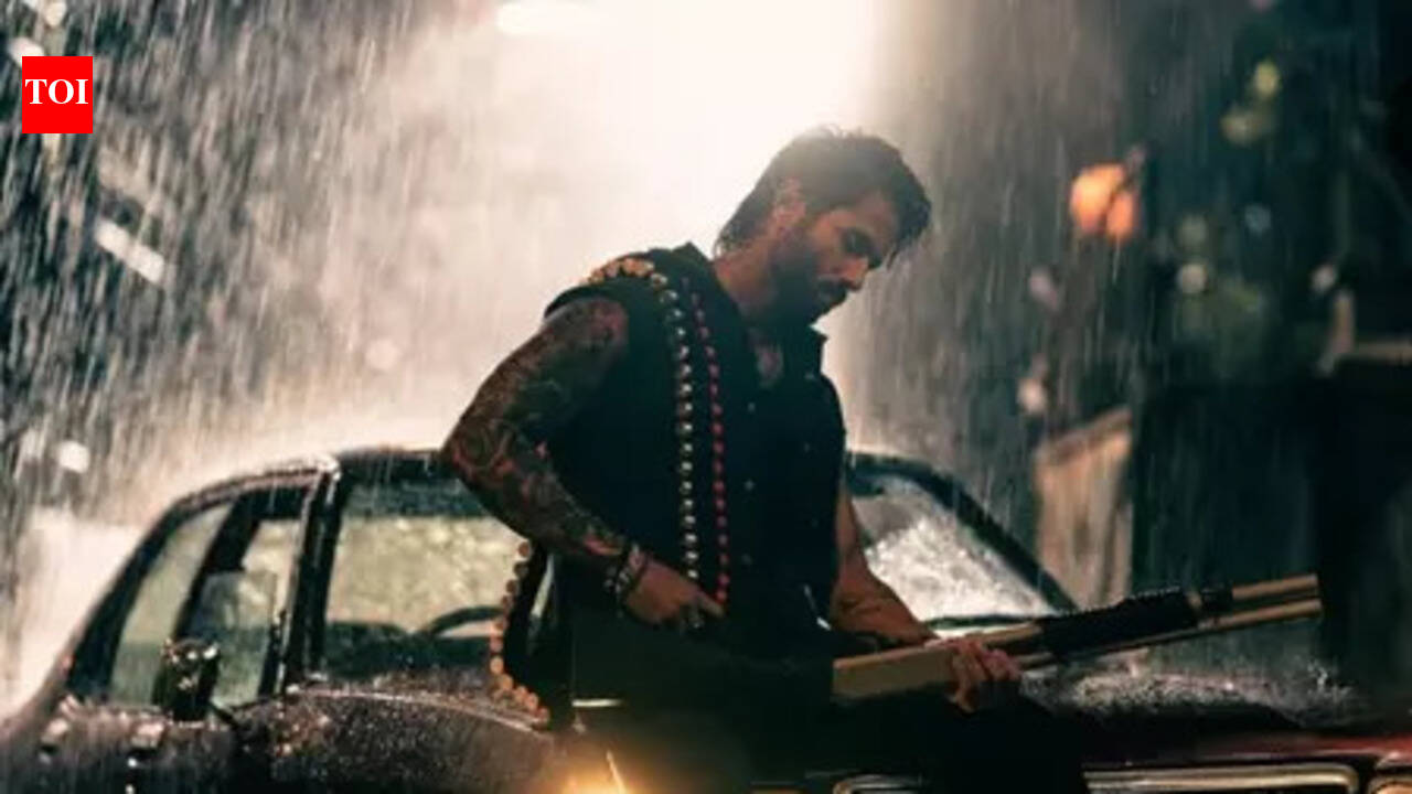 Shahid Kapoor plans break after tight schedule; Actor reveals post-'Farzi 2' and 'Cocktail 2' goals