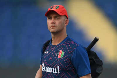 Jonathan Trott bids farewell after memorable Afghanistan journey
