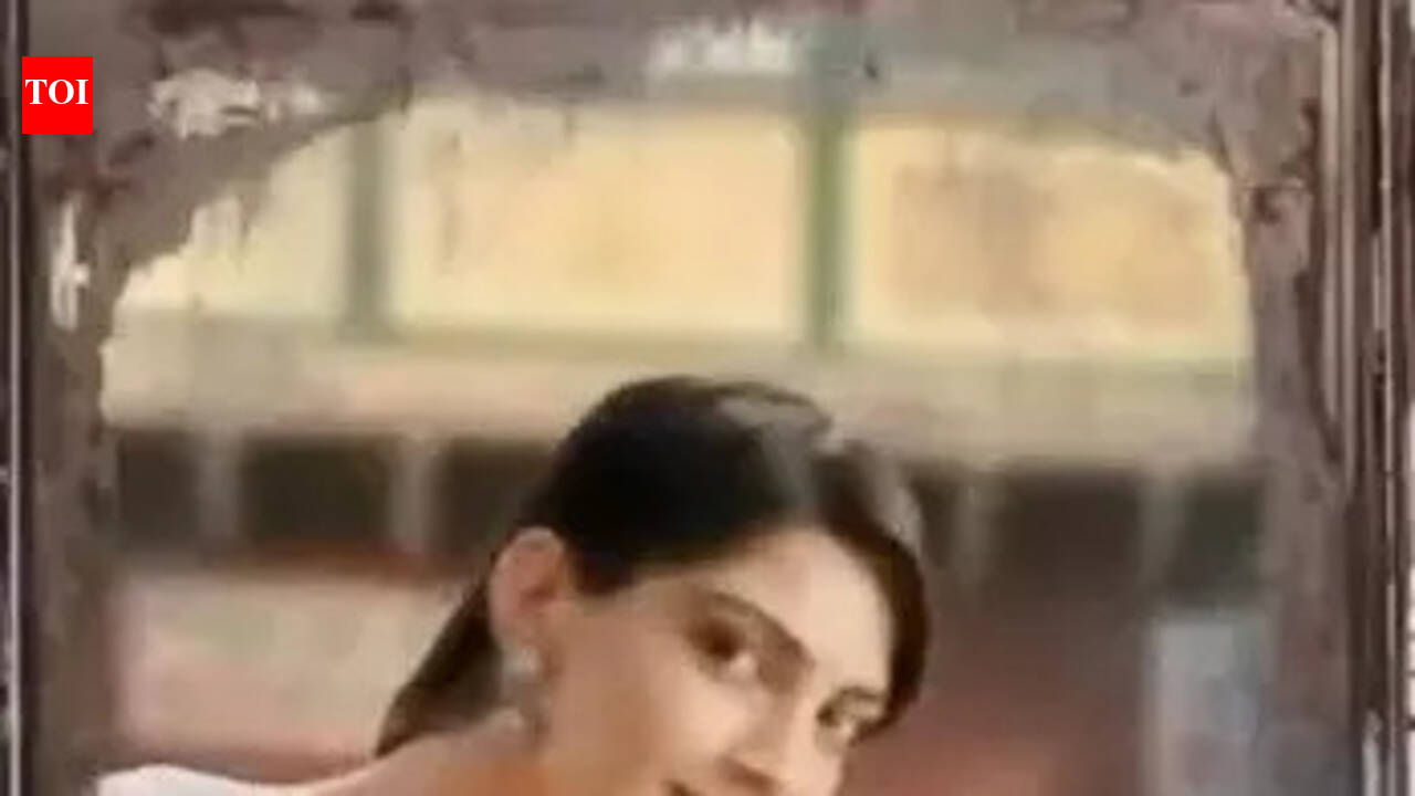 Sonam Kapoor Remembers Delhi-6 as the Film Celebrates 17 Years